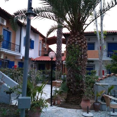 9 Musses Hotel Apartments Skala Mistegnon Exteriér fotografie