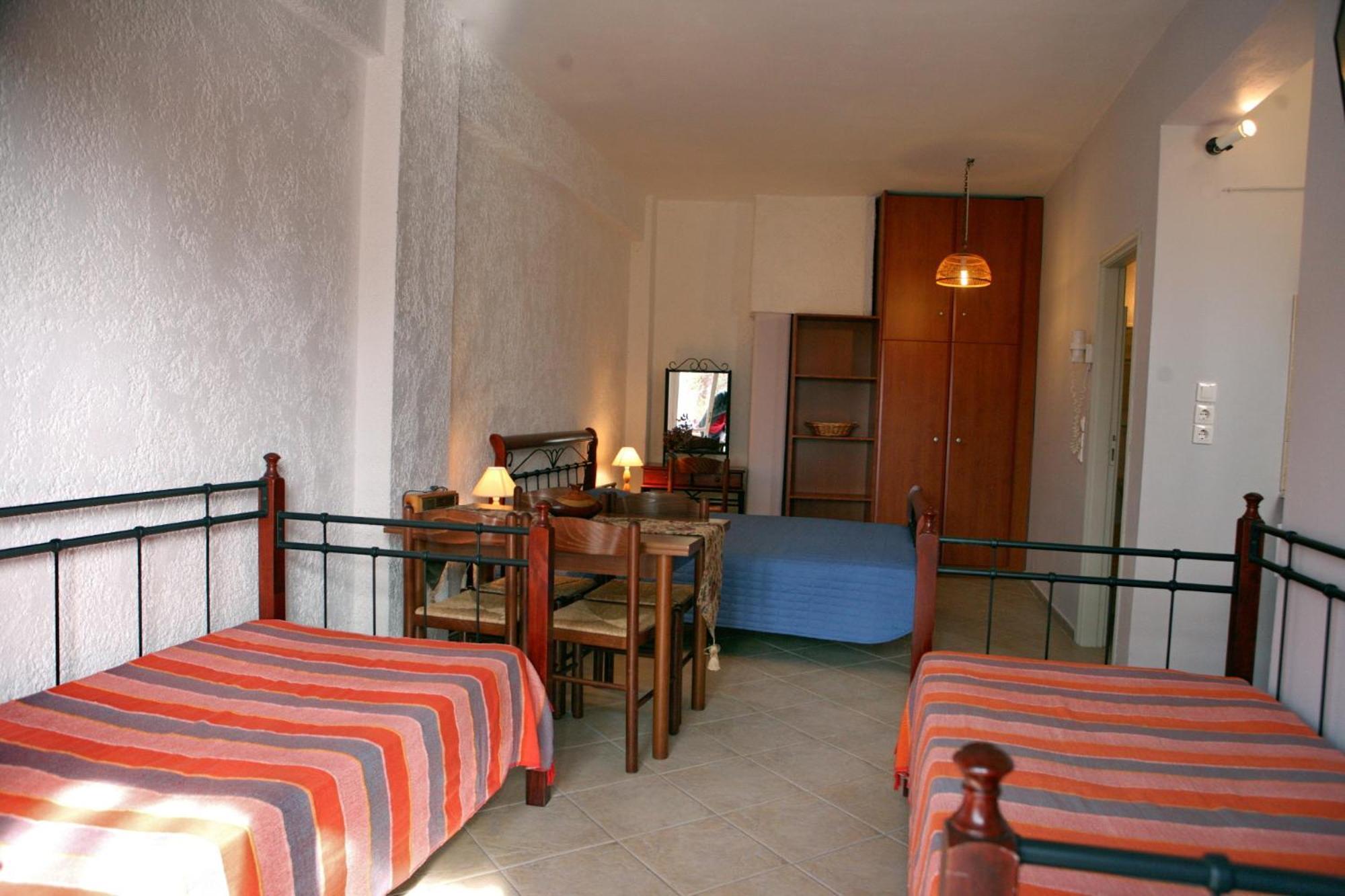 9 Musses Hotel Apartments Skala Mistegnon Exteriér fotografie