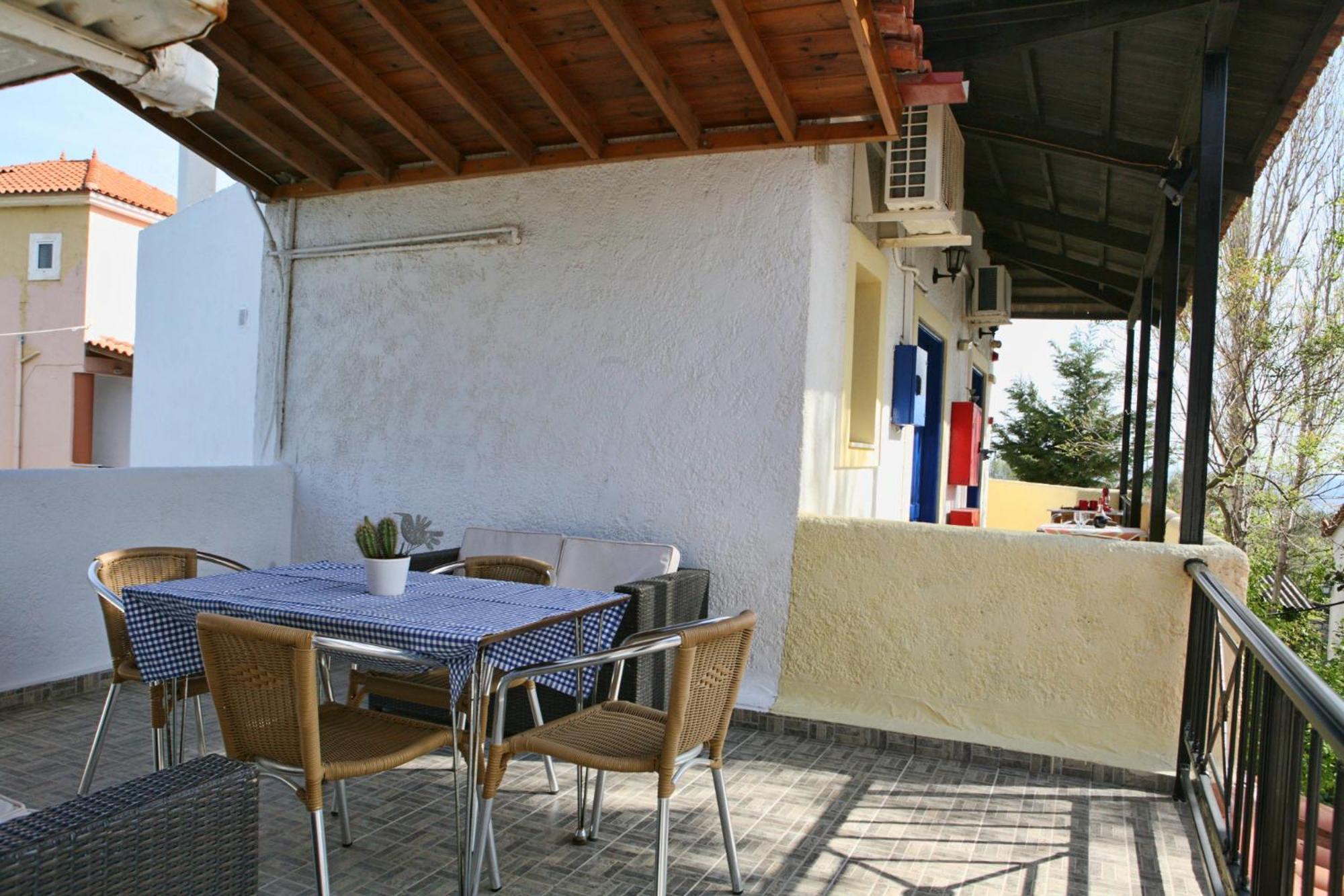 9 Musses Hotel Apartments Skala Mistegnon Pokoj fotografie