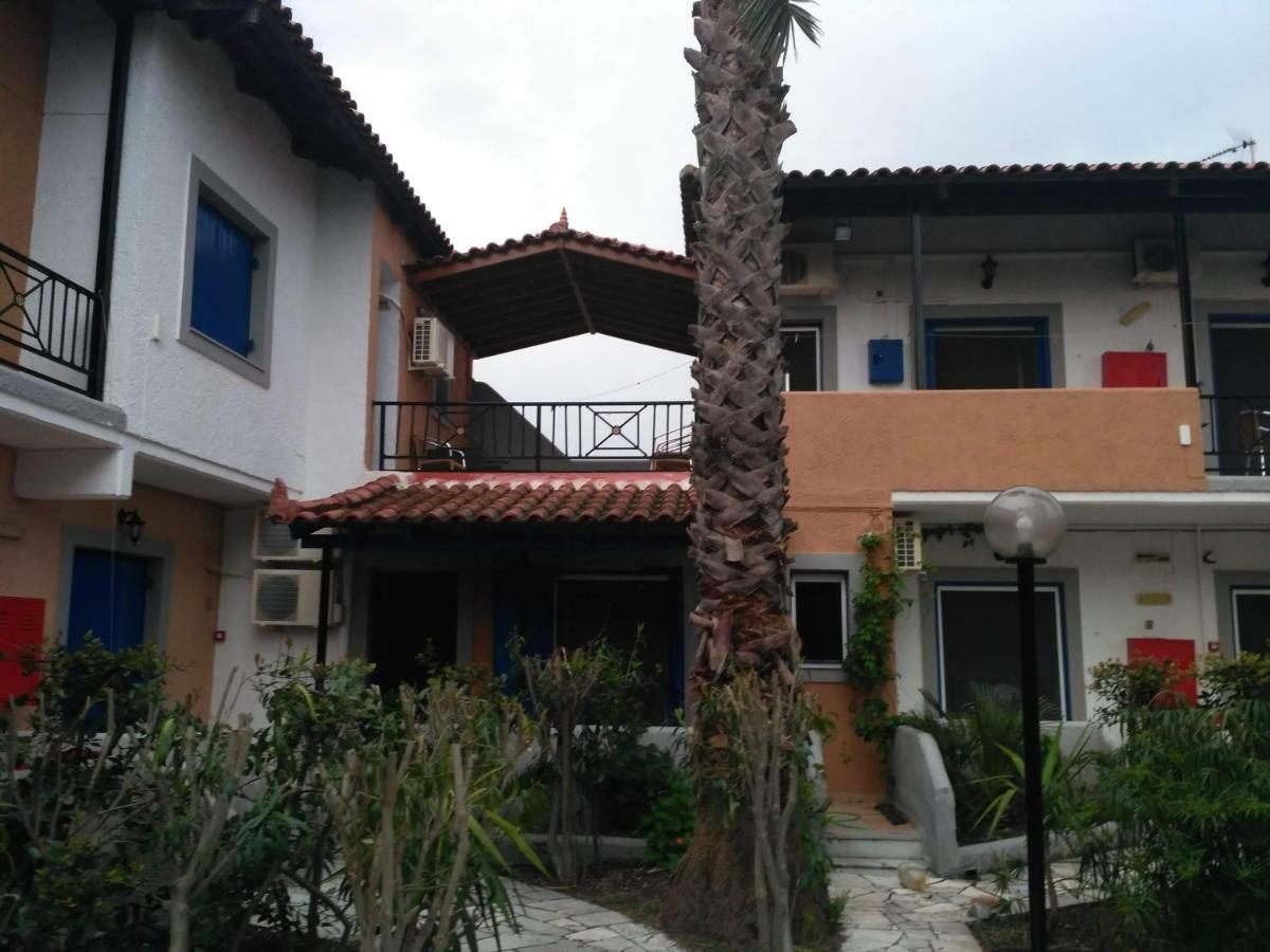 9 Musses Hotel Apartments Skala Mistegnon Exteriér fotografie